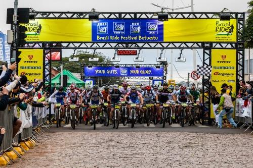 Circuito Mundial de Estrada e Mountain Bike abrem Festival Brasil Ride Botucatu / Foto: Wladimir Togumi / Brasil Ride Botucatu